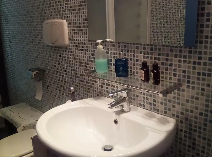 Zia Lelly Bed & Breakfast Fano